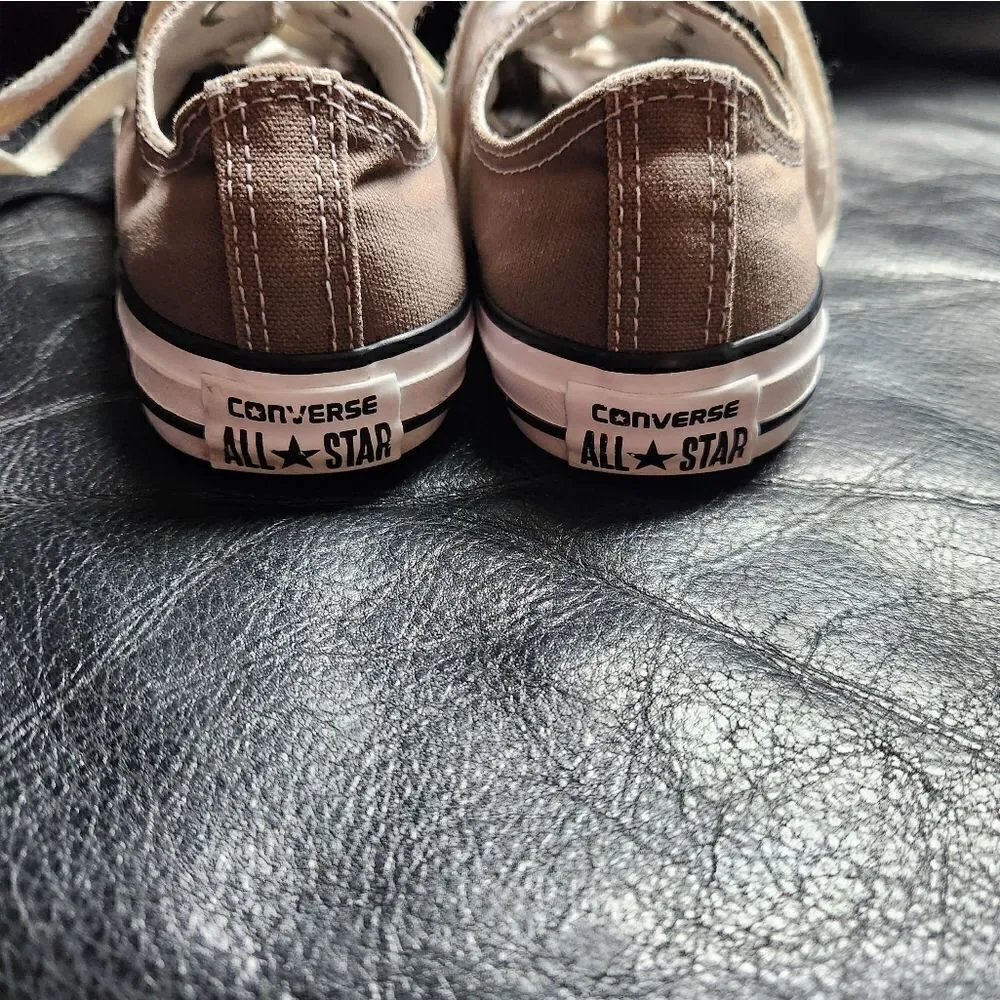 Converse All Star size 3 topue ~3J794